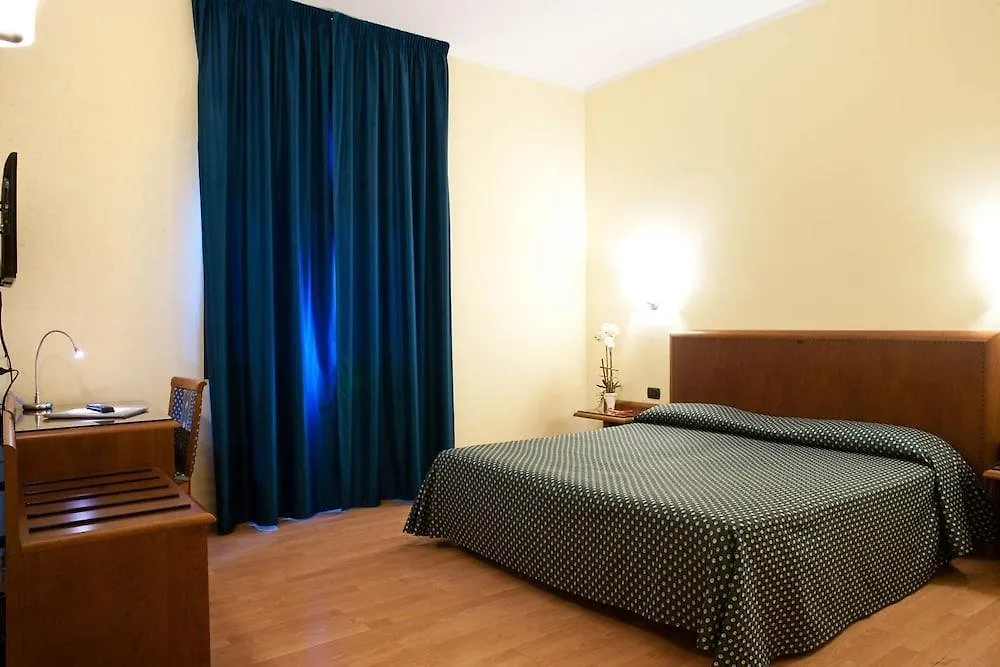 ***  Hotel Gardenia Verona Italia