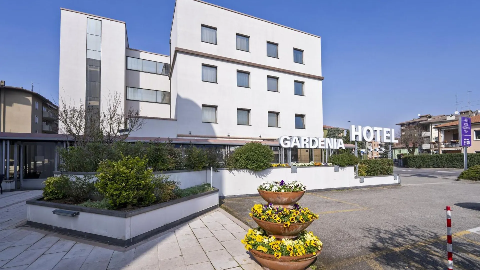 ***  Hotel Gardenia Verona İtalya