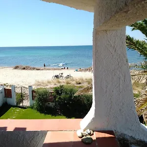 https://house-by-the-beach.in-sardinia.net