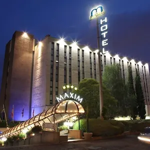 Otel Maxim