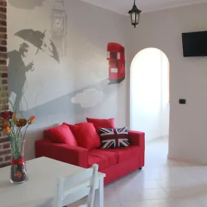 Metropolis Rooms&services 2* פיומיצ'ינו
