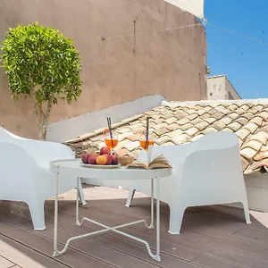 https://ortigia-suite-giudecca.sicilyhotelsitaly.net