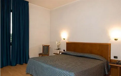 ורונה Hotel Gardenia איטליה