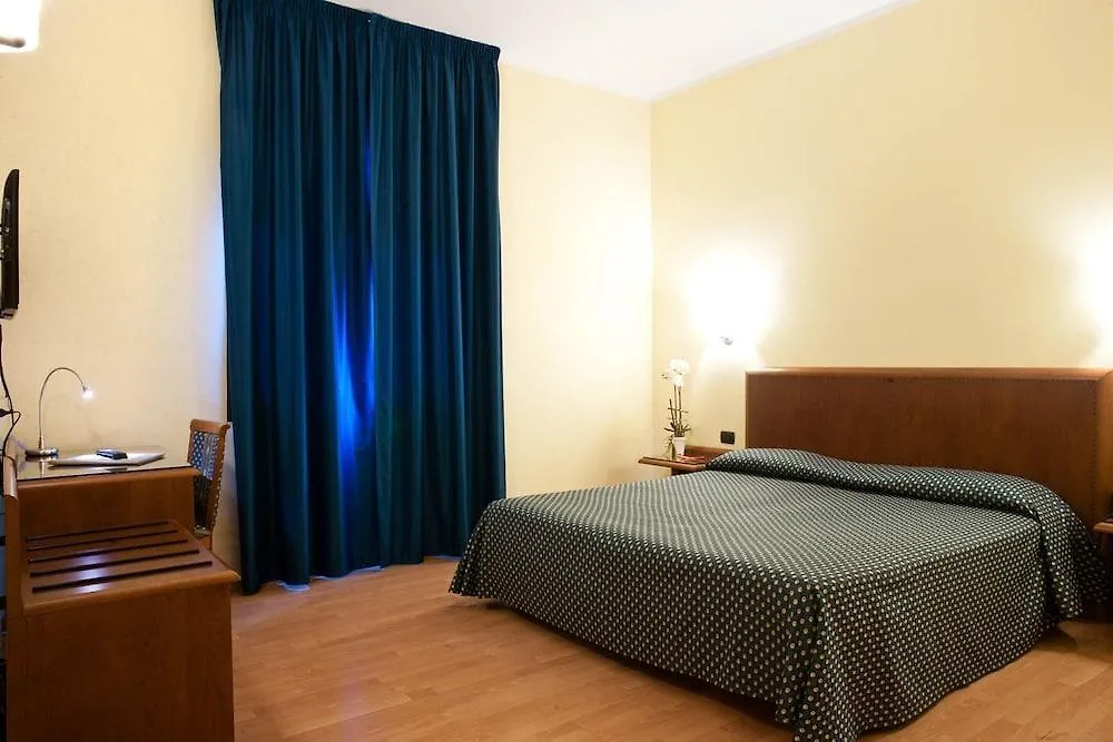 ***  ורונה Hotel Gardenia איטליה